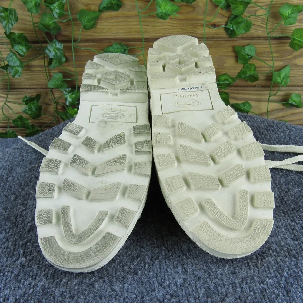 SKECHERS Men's  Sneaker Beige‎ Canvas Size 6 Medium  Used 2025